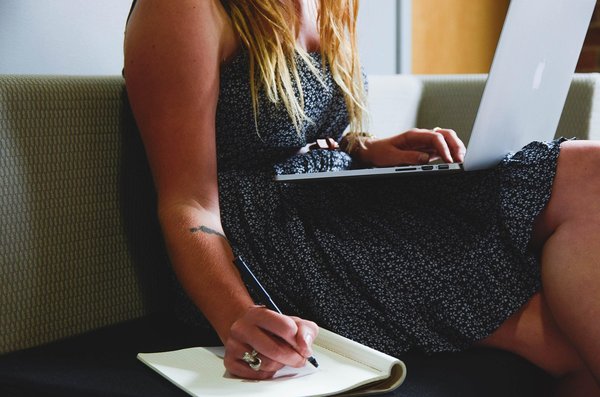 Freelance vs cdi : quel choix pour votre carrière ?