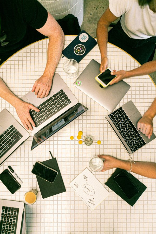 Découvrez les avantages d'une plateforme influenceurs efficace